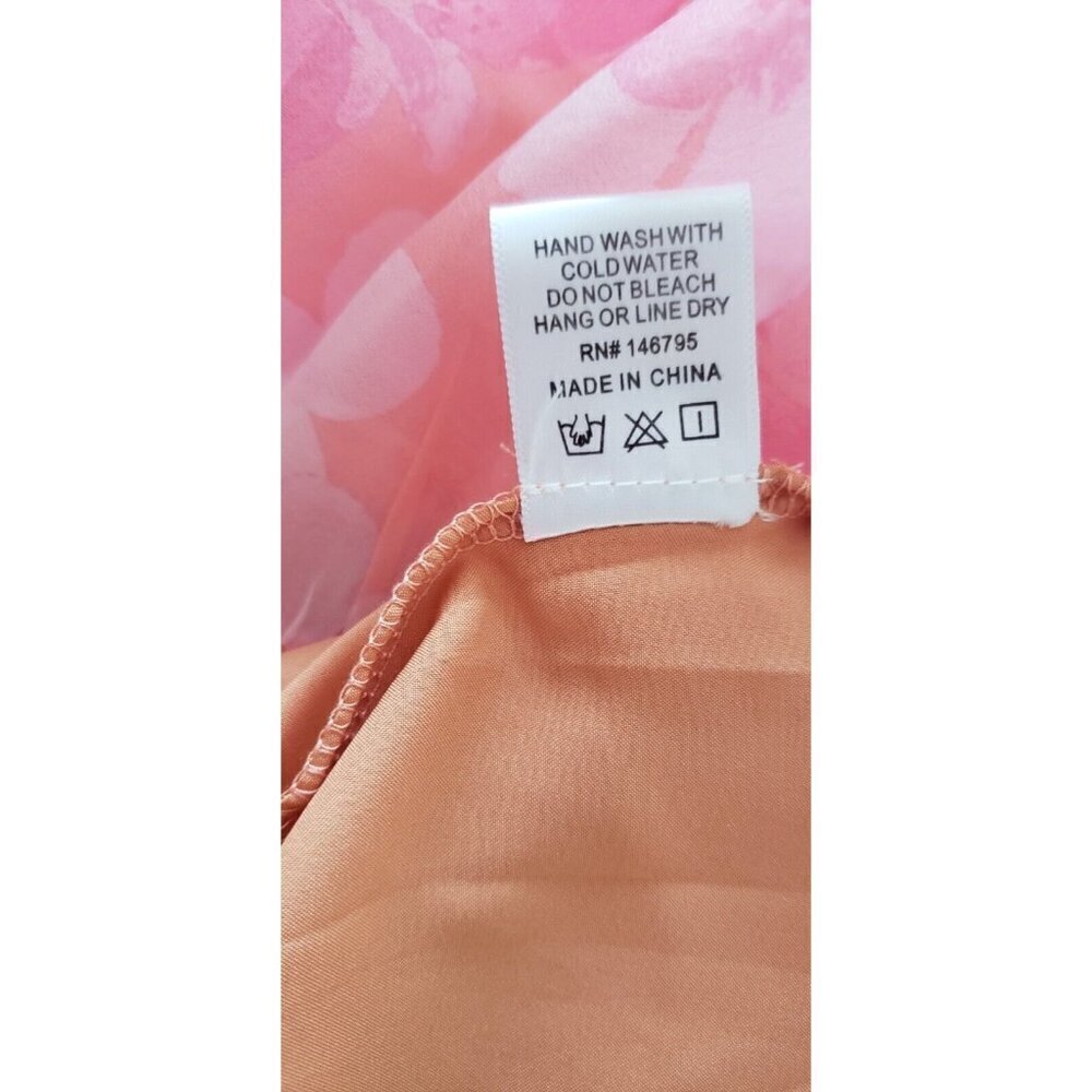 NEW DEE ELLY BEATRICE SIDE CUT OUT FLORAL PINK DRESS SZ MEDIUM - Picture 13 of 13